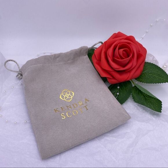 Kendra Scott Gold Dora Necklace and Stud Earings - Picture 9 of 9